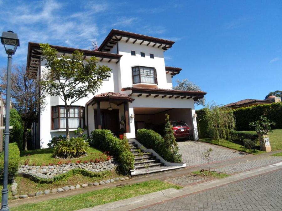 Casa en Venta en Santo Domingo, Heredia RAH #222162