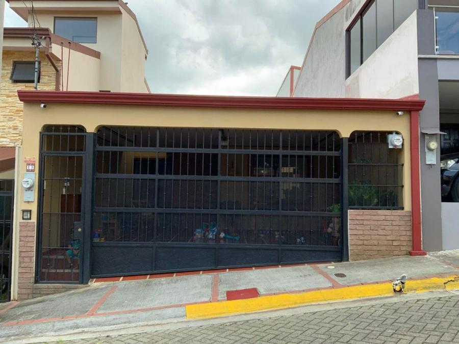 Foto Casa en Venta en Ulloa, Heredia - U$D 140.000 - CAV48406 - BienesOnLine