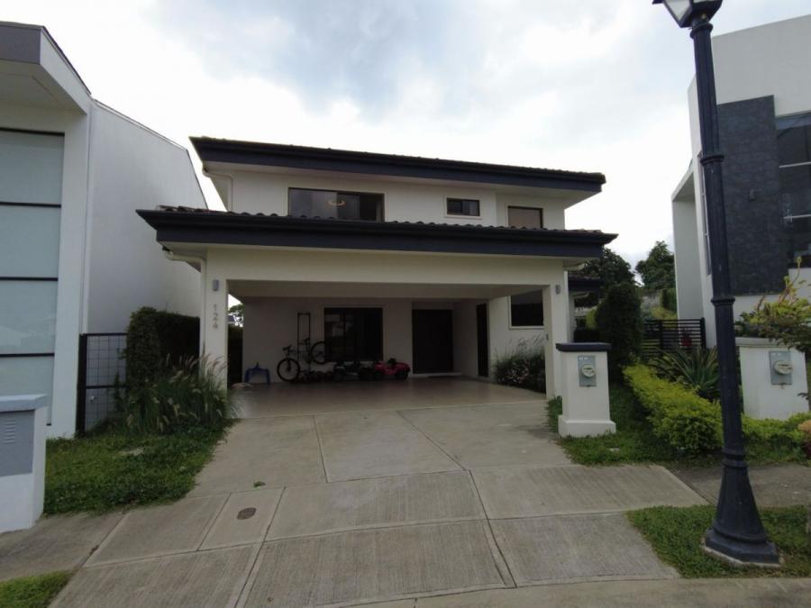 Foto Casa en Venta en Ulloa, Heredia - U$D 325.000 - CAV63436 - BienesOnLine