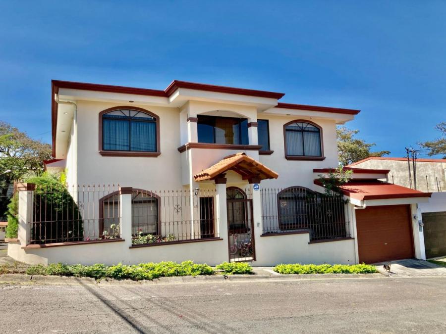 Foto Casa en Venta en Mata de Platano, San José - U$D 294.998 - CAV40653 - BienesOnLine