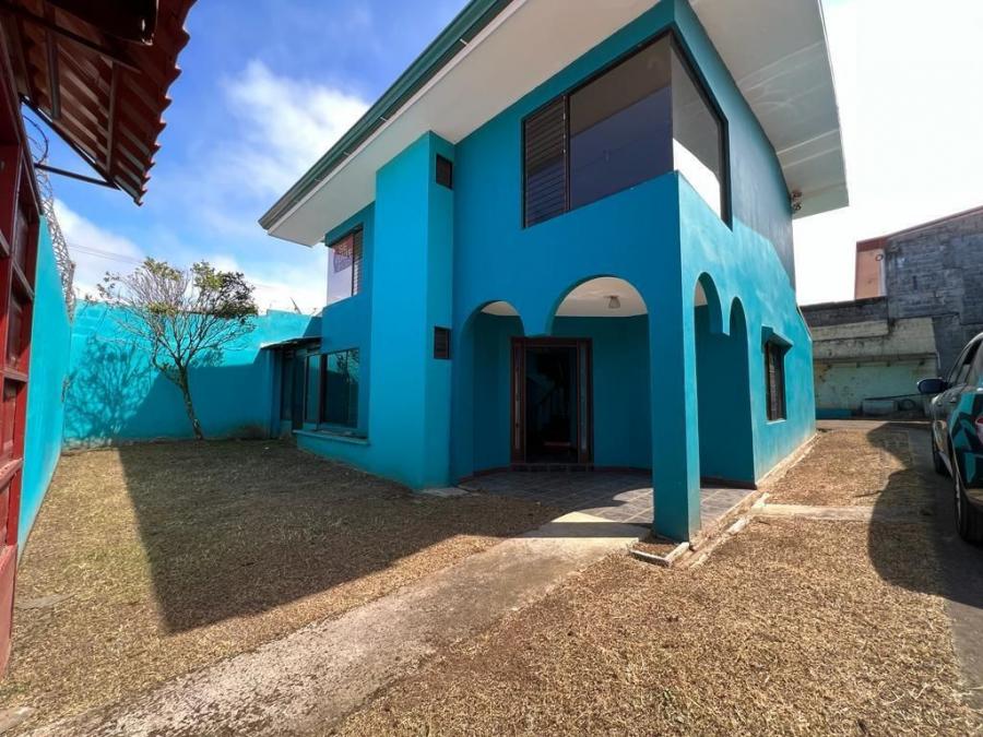 CASA EN VENTA, SANTO DOMINGO, Cod#24-659