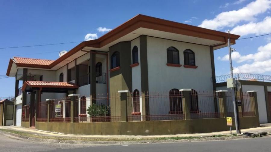 Foto Casa en Venta en AlajuelaElCoyol, Alajuela, Alajuela - U$D 285.000 - CAV30365 - BienesOnLine