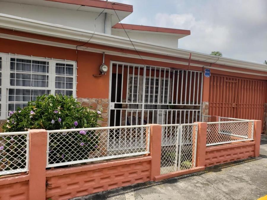 Foto Casa en Venta en Heredia Centro, Heredia, Heredia - U$D 158.000 - CAV22192 - BienesOnLine