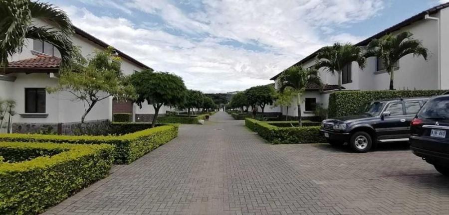 Foto Casa en Venta en Líndora, Santa Ana, San José - U$D 620.000 - CAV19348 - BienesOnLine