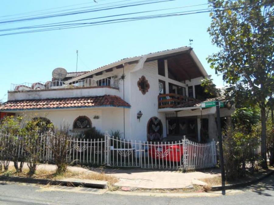 Foto Casa en Venta en La Uruca, San José, San José - U$D 400.000 - CAV22652 - BienesOnLine