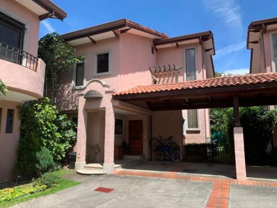 Foto Casa en Venta en Santa Ana, Santa Ana, San José - U$D 369.000 - CAV19365 - BienesOnLine