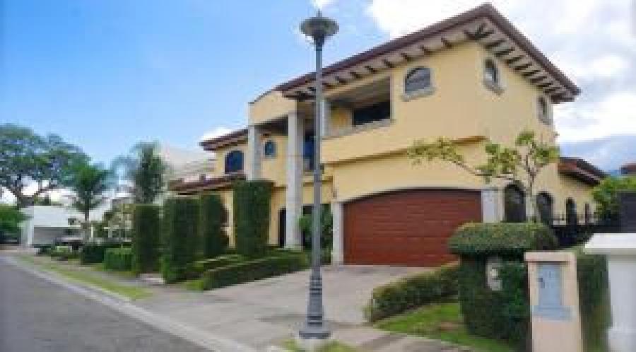 Foto Casa en Venta en Santa Ana, San José - U$D 650.000 - CAV34316 - BienesOnLine