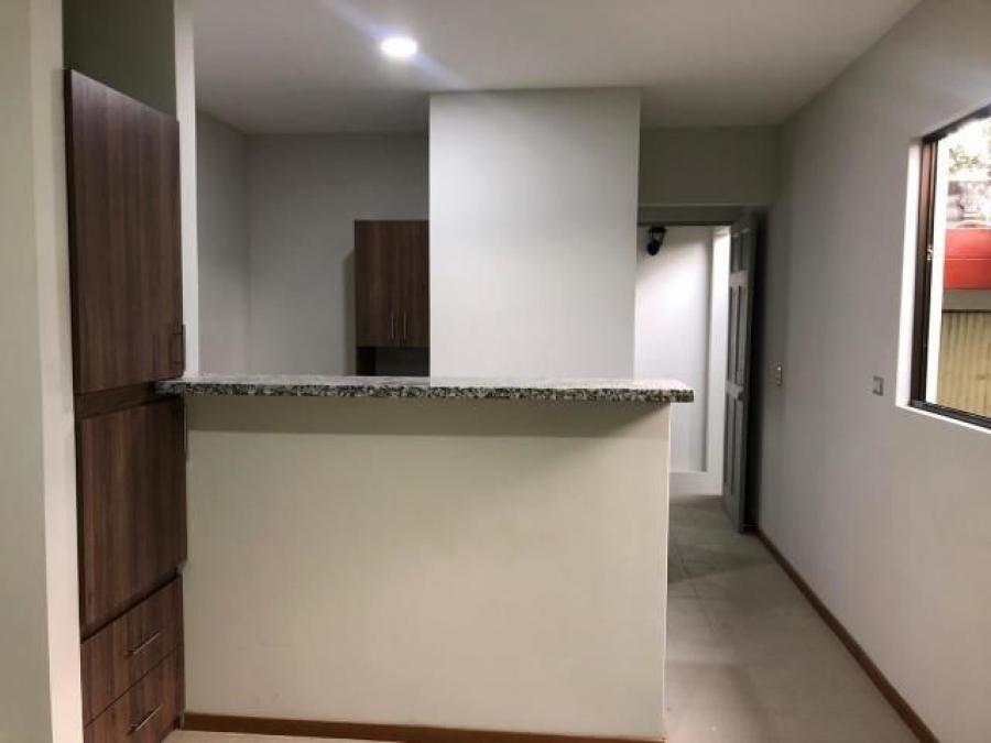 Foto Apartamento en Alquiler en Escaz, San Jos - ¢ 220.000 - APA23296 - BienesOnLine