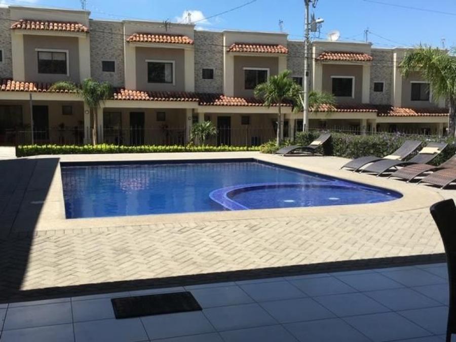 Foto Casa en Venta en Santa Ana, Santa Ana, San José - U$D 210.000 - CAV25365 - BienesOnLine