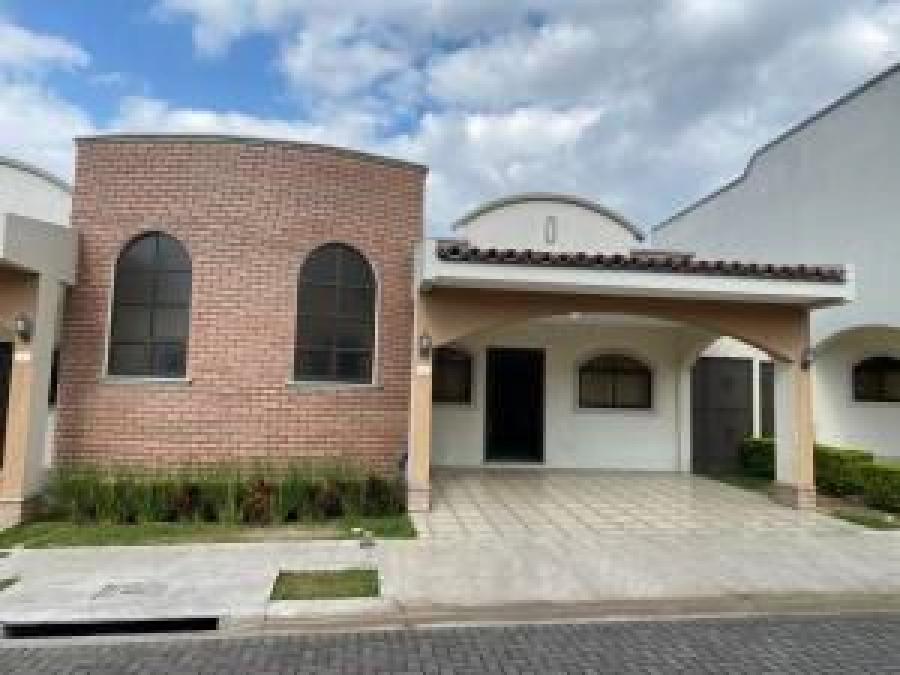 Foto Casa en Venta en Escazú, San José - U$D 210.000 - CAV27590 - BienesOnLine