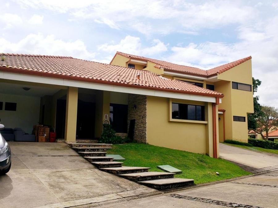 Foto Casa en Venta en Escaz, San Jos - U$D 370.000 - CAV30797 - BienesOnLine