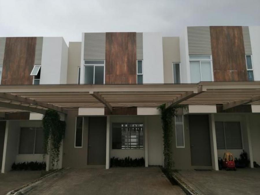 Foto Casa en Venta en Santa Ana, San José - U$D 170.000 - CAV24057 - BienesOnLine