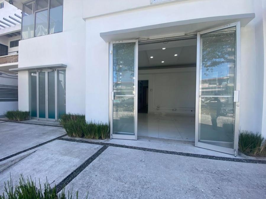 Foto Local en Alquiler en Montes de Oca, San José - U$D 2.600 - LOA71458 - BienesOnLine