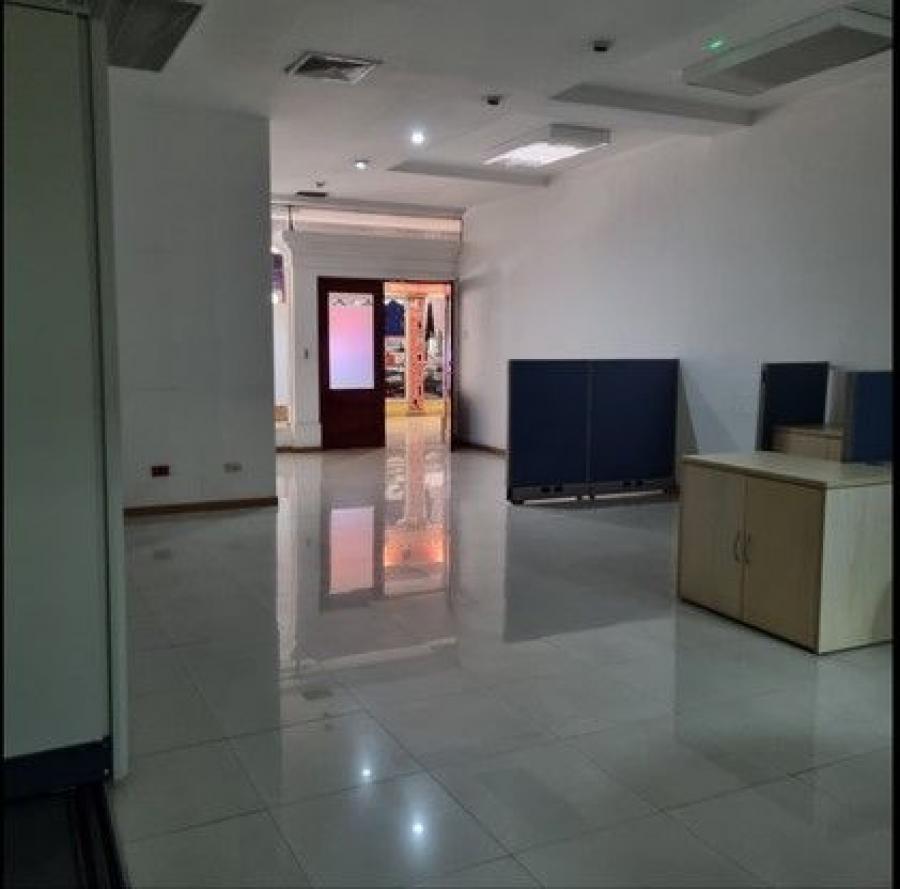 Foto Local en Alquiler en Montes de Oca, San José - U$D 1.581 - LOA106539 - BienesOnLine