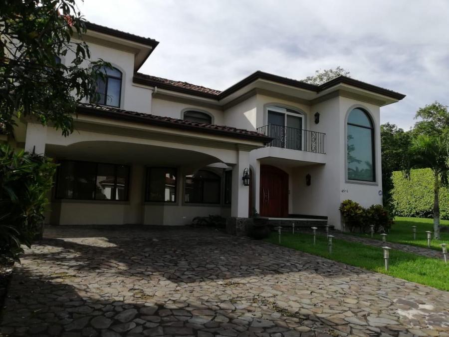 Foto Casa en Venta en Piedades, San Jose, San Jos - U$D 630.000 - CAV101383 - BienesOnLine