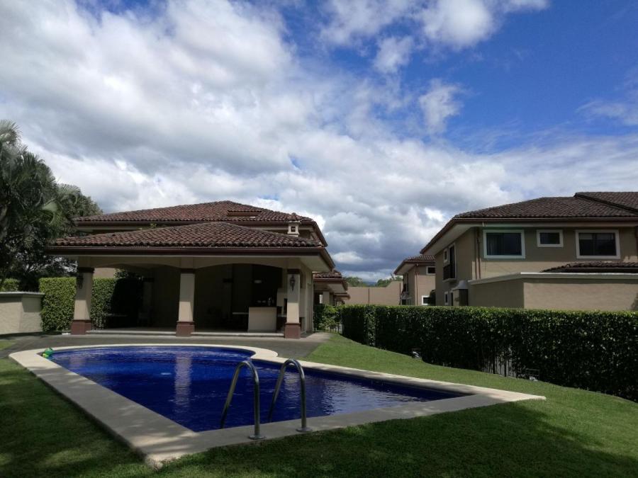 Foto Casa en Venta en Santa Ana, San José - U$D 300.000 - CAV33258 - BienesOnLine