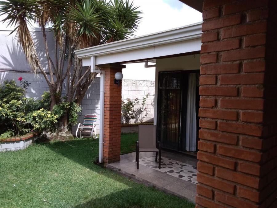 Foto Casa en Venta en Montes de Oca, San Jos - U$D 200.000 - CAV33256 - BienesOnLine