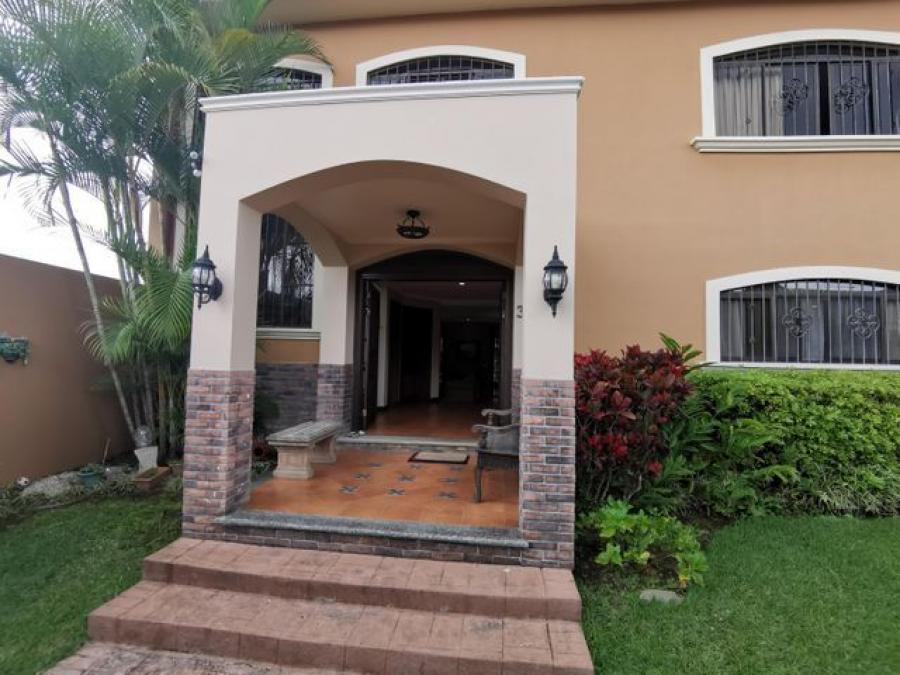 Foto Casa en Venta en Curridabat, San Jos - U$D 550.000 - CAV49324 - BienesOnLine