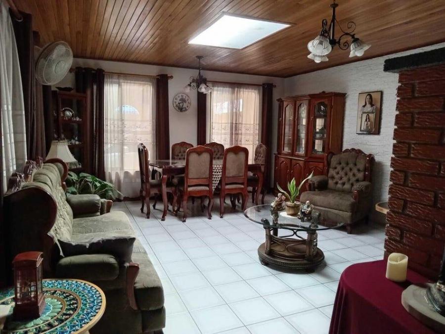 MLS-24-1354 LS VENTA CASA BARVA HEREDIA