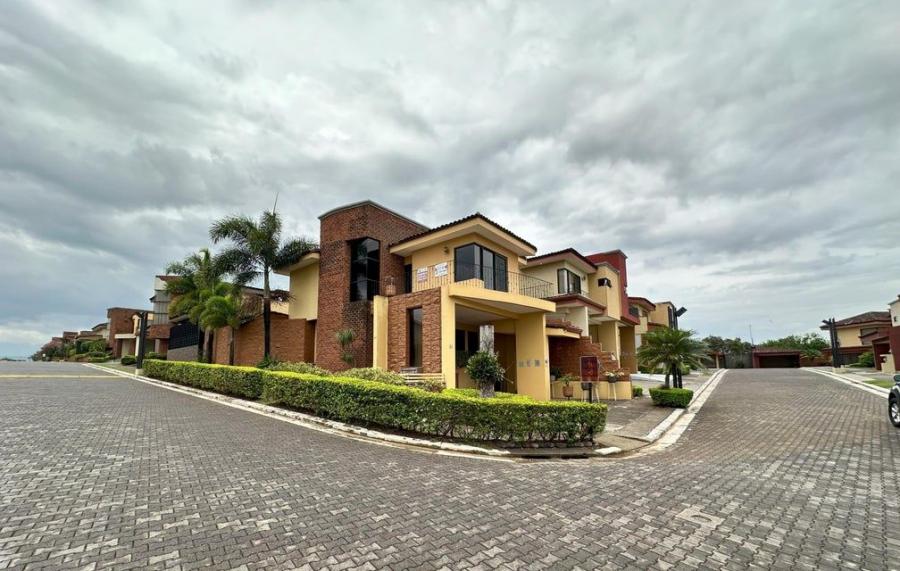 Foto Casa en Venta en BELEN HEREDIA, BELEN HEREDIA, Heredia - U$D 430.000 - CAV106391 - BienesOnLine