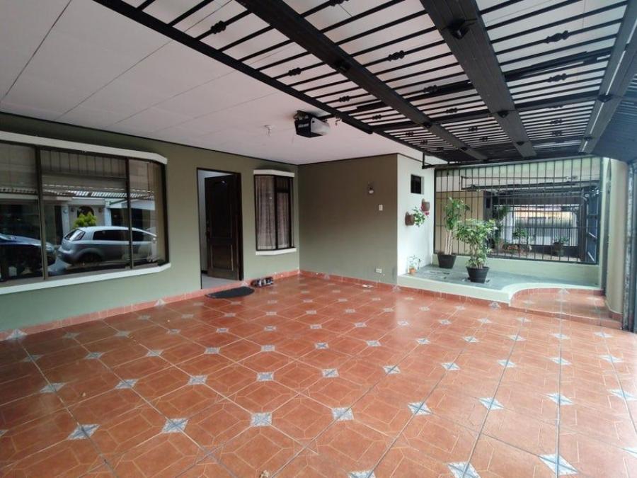 MLS-24-603 LS VENTA CASA MORAVIA SAN JOSE 