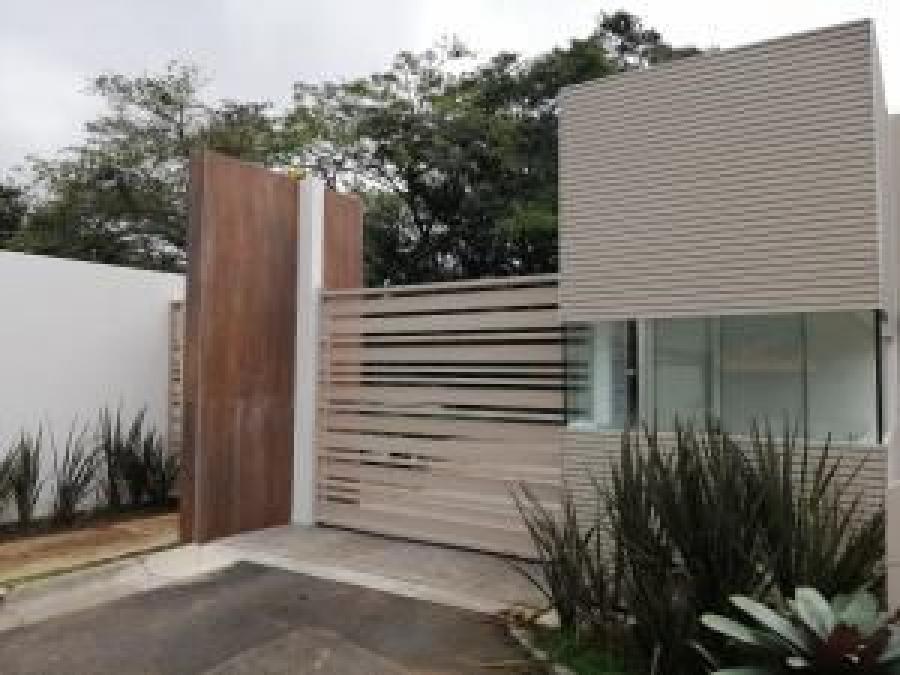 Foto Casa en Venta en Santa Ana, San Jos - U$D 170.000 - CAV29928 - BienesOnLine