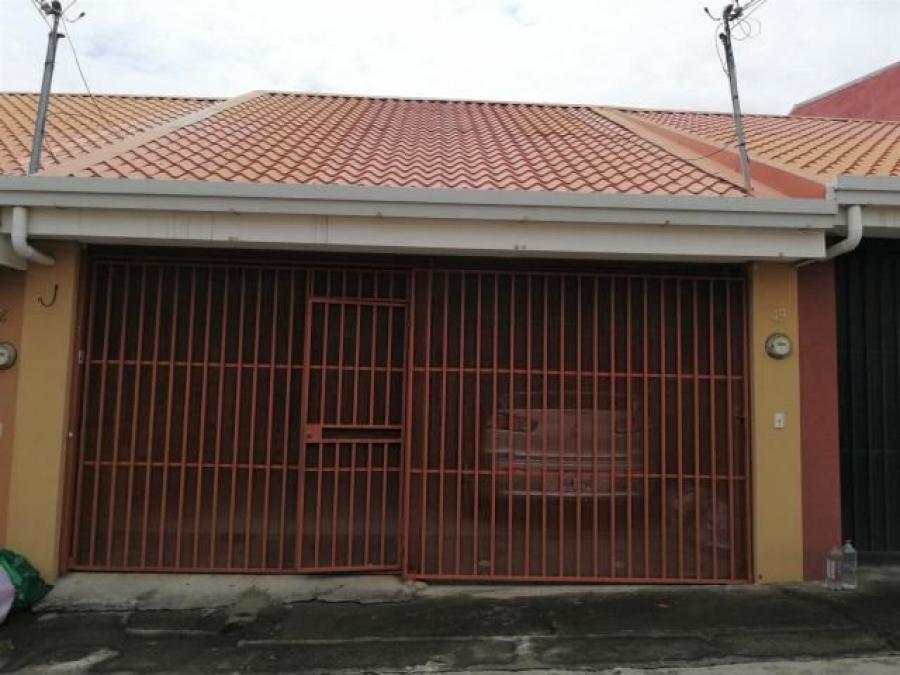 Foto Casa en Venta en Heredia, Heredia - U$D 110.000 - CAV23303 - BienesOnLine