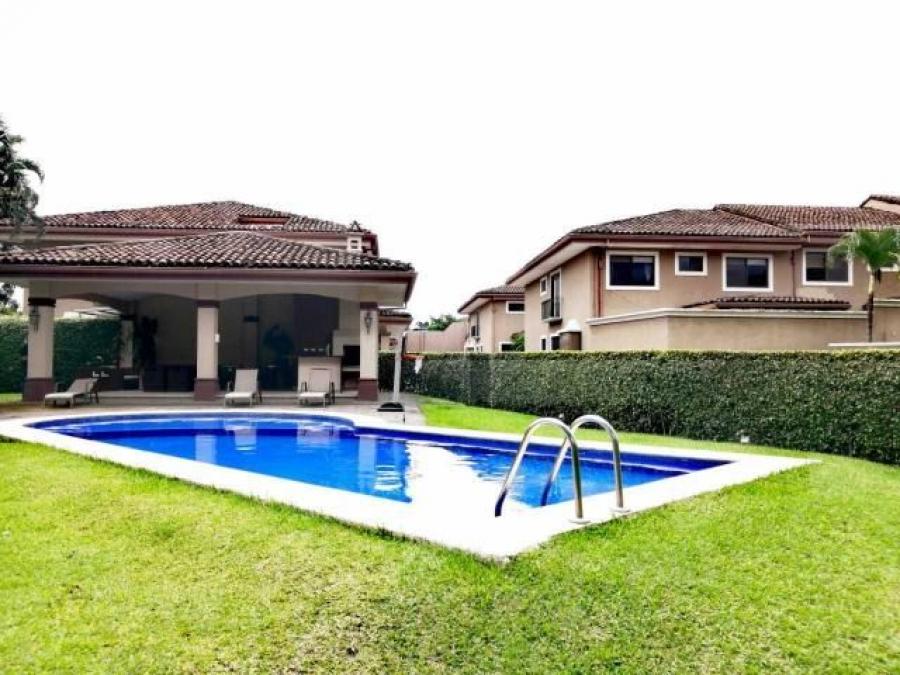 Foto Casa en Venta en Santa Ana, San José - U$D 255.000 - CAV27202 - BienesOnLine