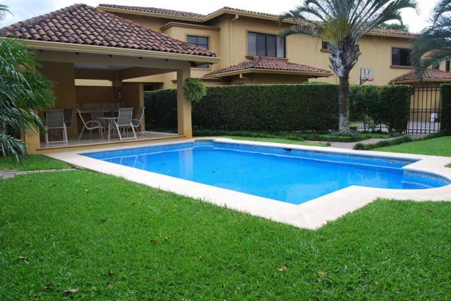 Foto Casa en Venta en Escaz, San Jos - U$D 395.000 - CAV24681 - BienesOnLine