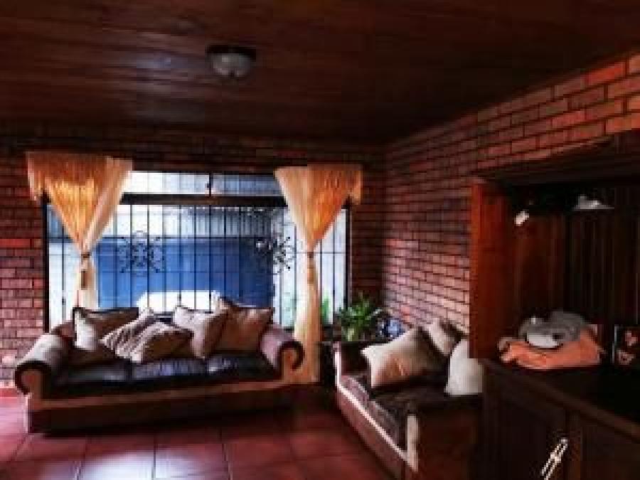 Foto Casa en Alquiler en Santa Ana, Santa Ana, San Jos - U$D 850 - CAA22533 - BienesOnLine