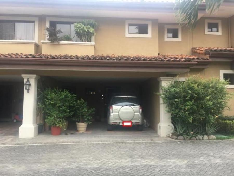 Foto Casa en Venta en Santa Ana, San José - U$D 255.000 - CAV26635 - BienesOnLine