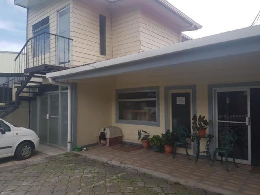 Foto Oficina en Alquiler en Escazú, San José - U$D 355 - OFA30838 - BienesOnLine