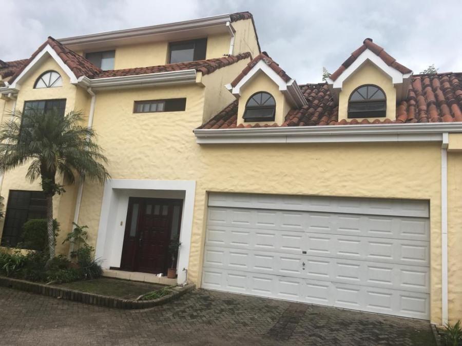 Foto Casa en Venta en Escazú, San José - U$D 250.000 - CAV29868 - BienesOnLine