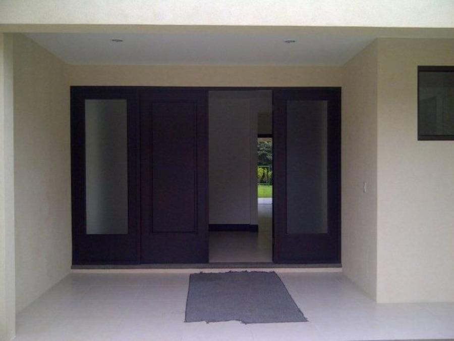 Foto Casa en Venta en Santa Ana, San José - U$D 950.000 - CAV30564 - BienesOnLine