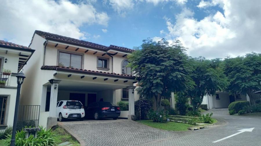 Foto Casa en Venta en Santa Ana, San José - U$D 475.000 - CAV42034 - BienesOnLine