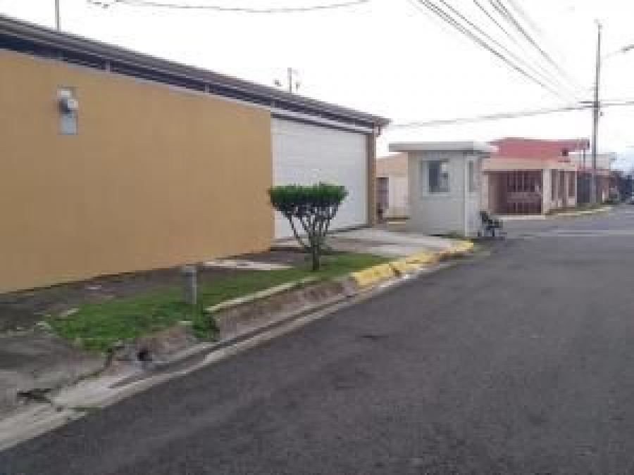 Foto Casa en Venta en Montes de Oca, San Jos - U$D 300.000 - CAV33624 - BienesOnLine