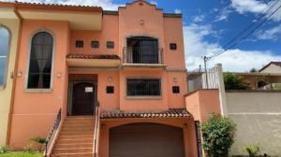 Foto Casa en Venta en Escaz, San Jos - U$D 295.000 - CAV33610 - BienesOnLine