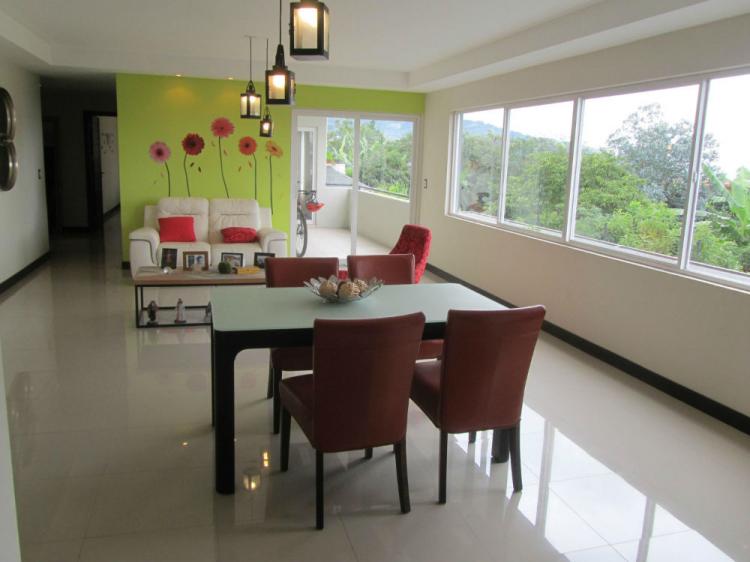 Se alquila apartamento en Escazu 16-749IA