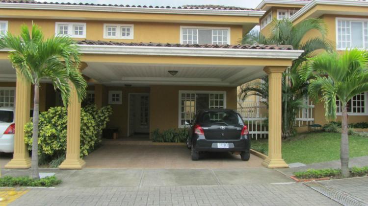 Foto Casa en Alquiler en Escazú, San José - U$D 1.300 - CAA12257 - BienesOnLine