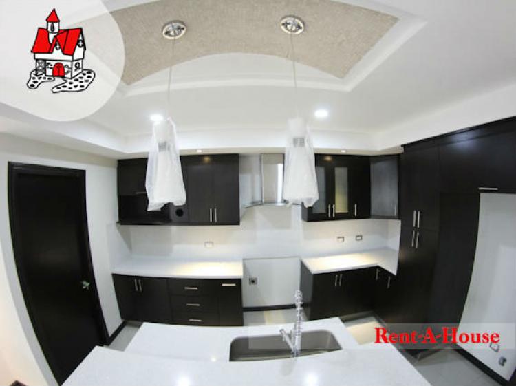 Foto Casa en Alquiler en Santa Ana, San Jos - U$D 1.400 - CAA12263 - BienesOnLine