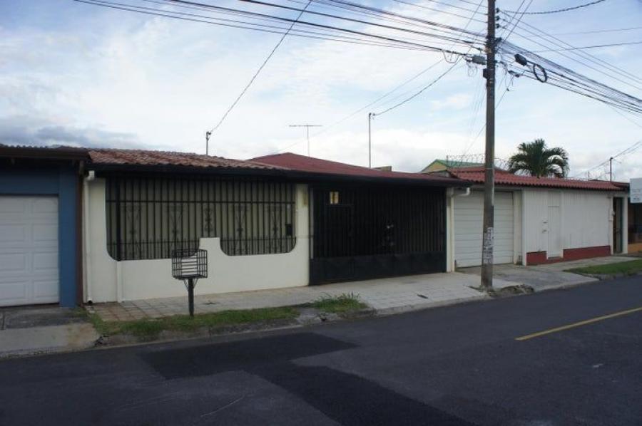 Foto Casa en Venta en Mercedes, Heredia, Heredia - ¢ 117.000.000 - CAV104883 - BienesOnLine