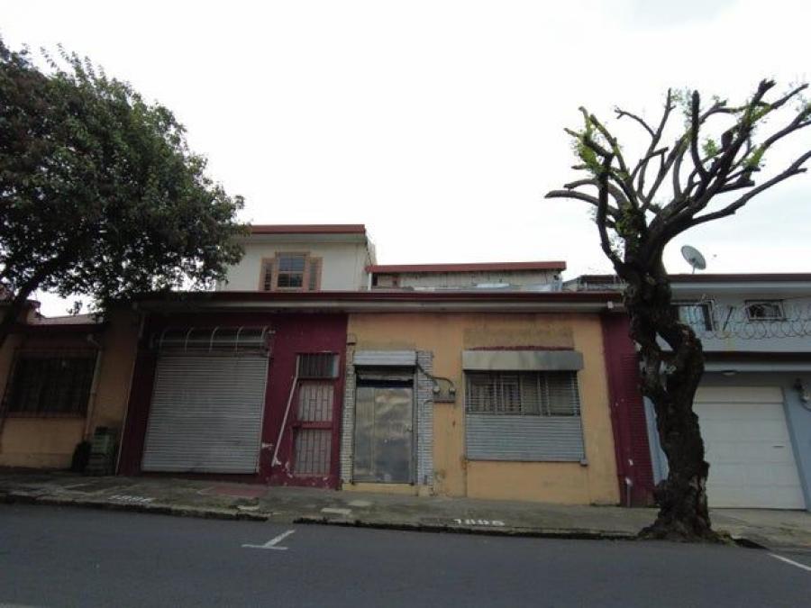 Se vende amplia propiedad de 500m2 en San José Centro 23-1479