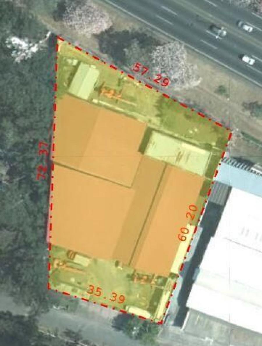 Se vende amplio local comercial de 2,100m2 en Uruca san José 24-143