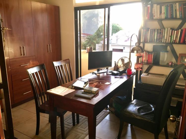 Se Vende Apartamento  en Sabana Este. Ubicación Fenomenal