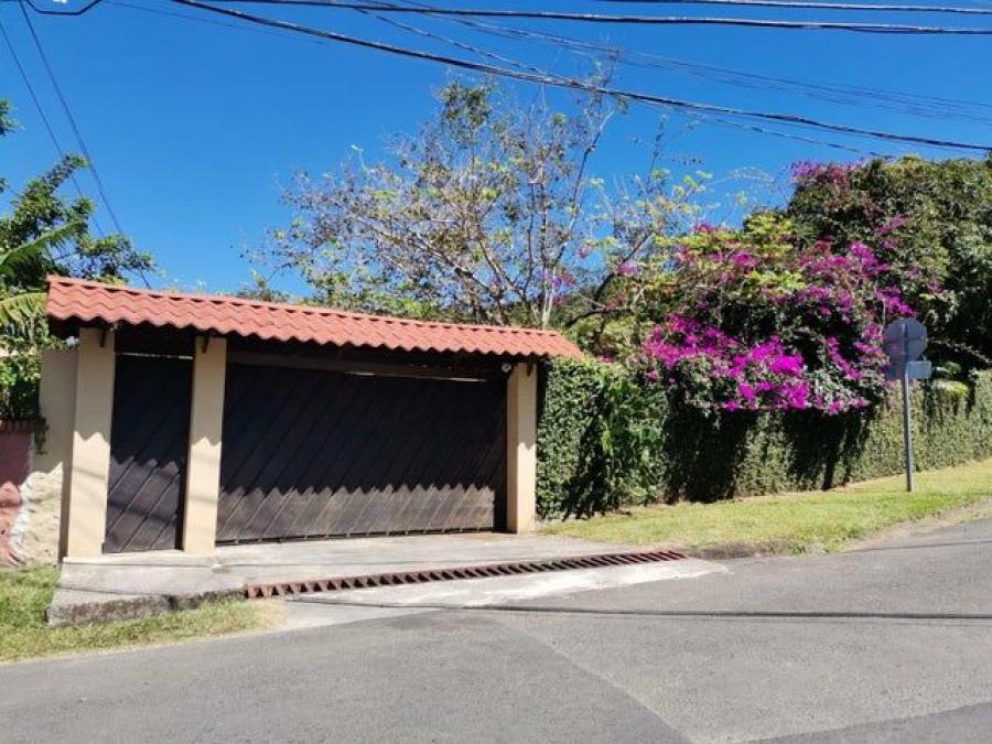 Foto Casa en Venta en Santa Ana, San Jos - U$D 460.000 - CAV100032 - BienesOnLine