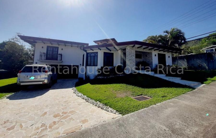 Foto Casa en Venta en Piedades, Santa Ana, San José - U$D 345.000 - CAV63233 - BienesOnLine