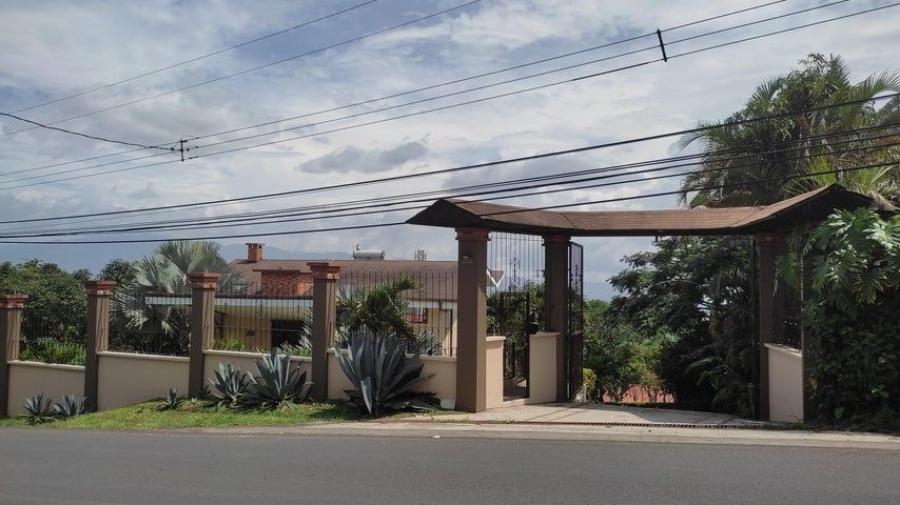 Foto Casa en Venta en Alajuela, Alajuela - U$D 450.000 - CAV101318 - BienesOnLine