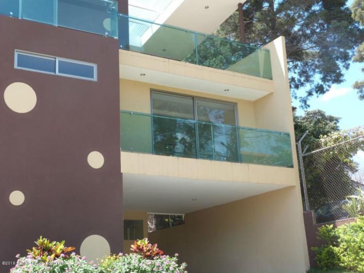 Se vende casa en Guachipelin 16-119IG 