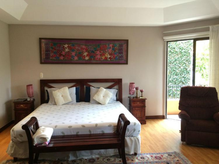 Foto Casa en Venta en Escaz, San Jos - U$D 440.000 - CAV11958 - BienesOnLine