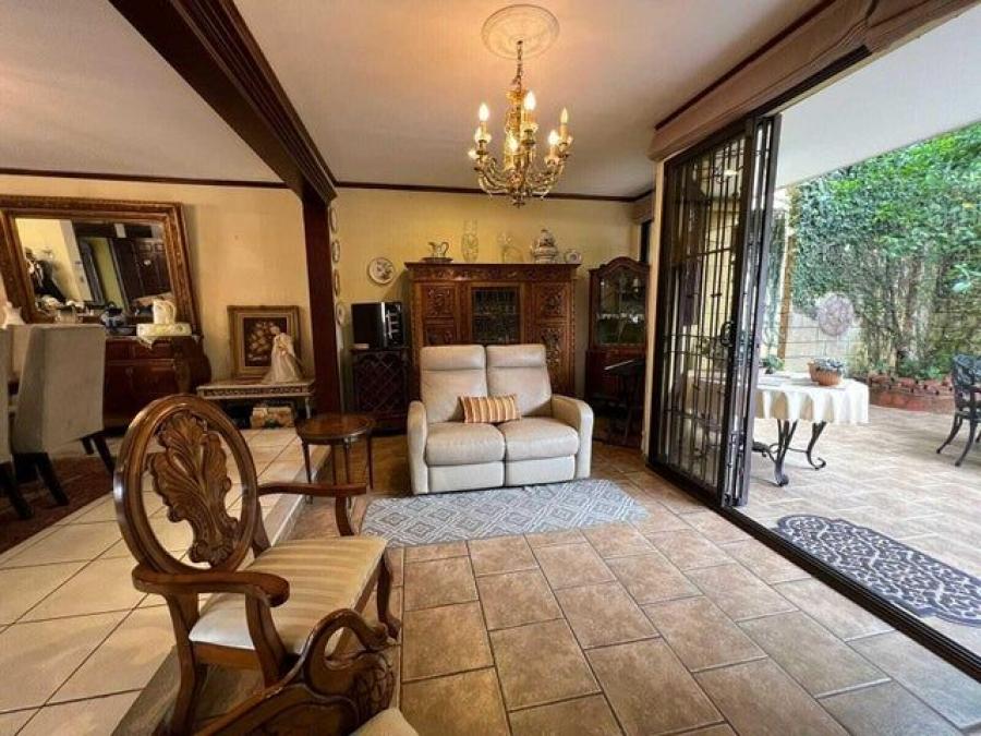 Foto Casa en Venta en Lomas de Ayarco, Curridabat, San José - U$D 385.000 - CAV108173 - BienesOnLine